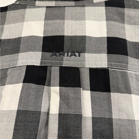 Ariat Pro Series Button Down - Picture 6 of 9